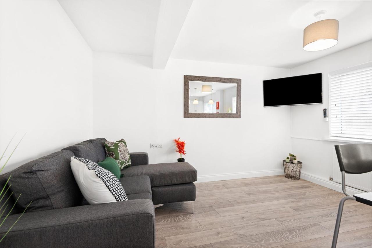 Off Road Parking, Garden, Smart Tv'S In All Rooms! Morriston Dış mekan fotoğraf