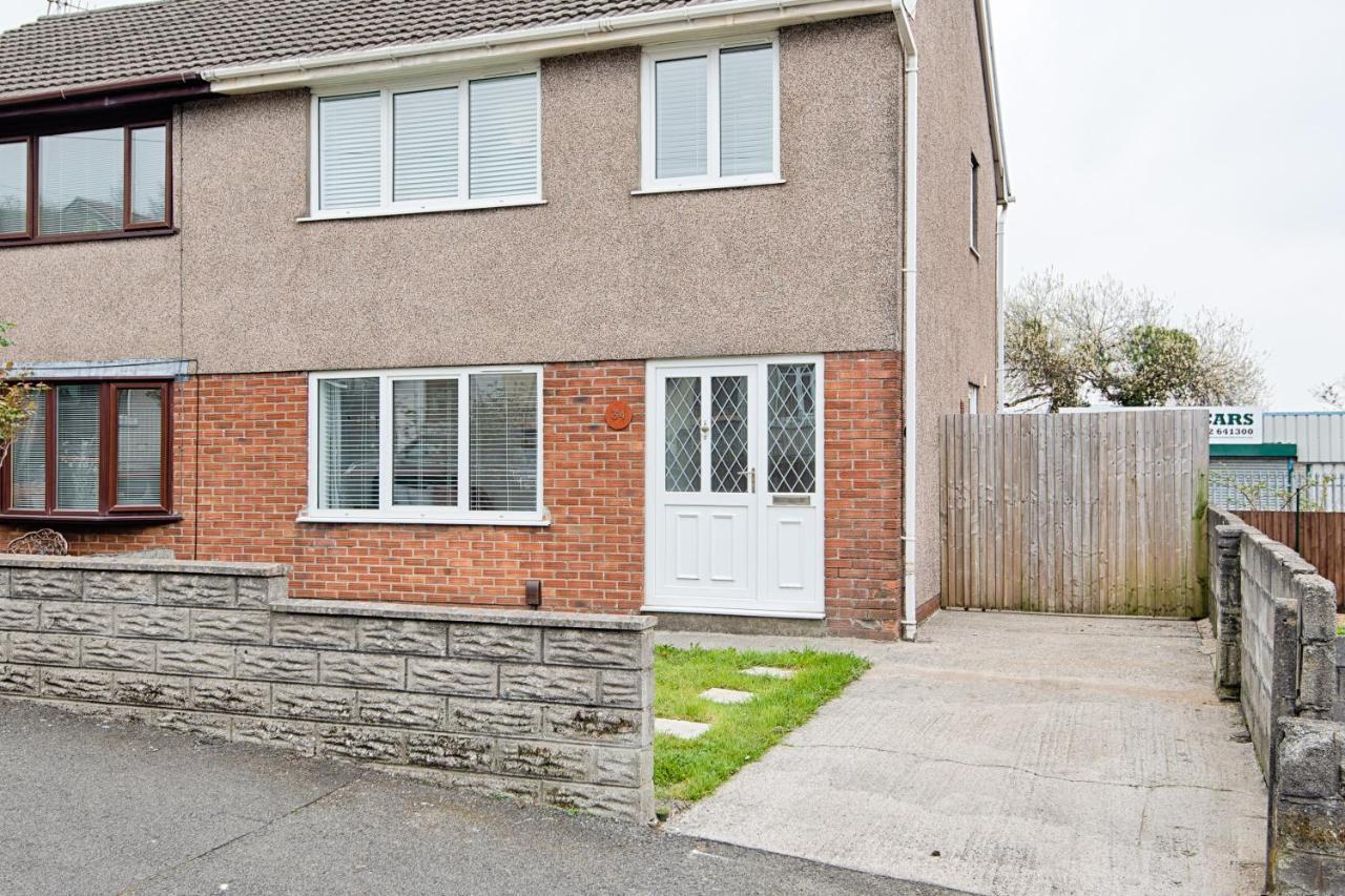Off Road Parking, Garden, Smart Tv'S In All Rooms! Morriston Dış mekan fotoğraf