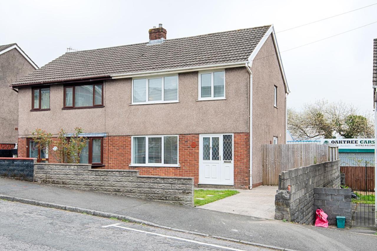 Off Road Parking, Garden, Smart Tv'S In All Rooms! Morriston Dış mekan fotoğraf